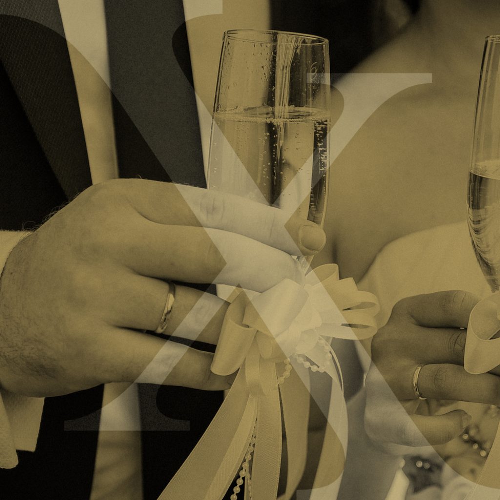 WEDDING CARS_BRIDE GROOM CHAMPAGNE_EXTRA MILE CHAUFFEUR TRAVEL IMAGE